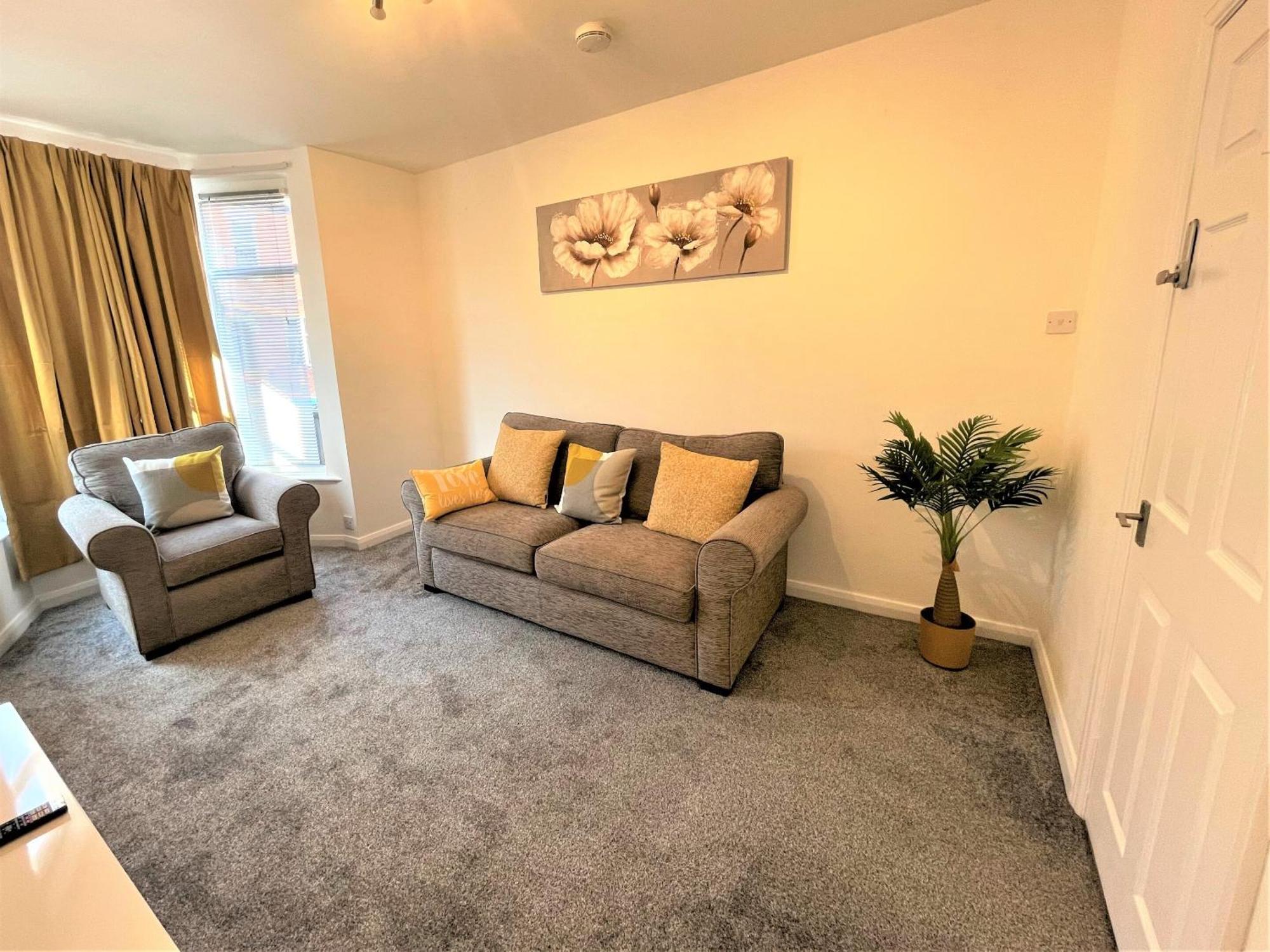 Robinhuts - 3 Bed Accommodation -Perfect For Contractors, Families & Students Kingston upon Hull Esterno foto