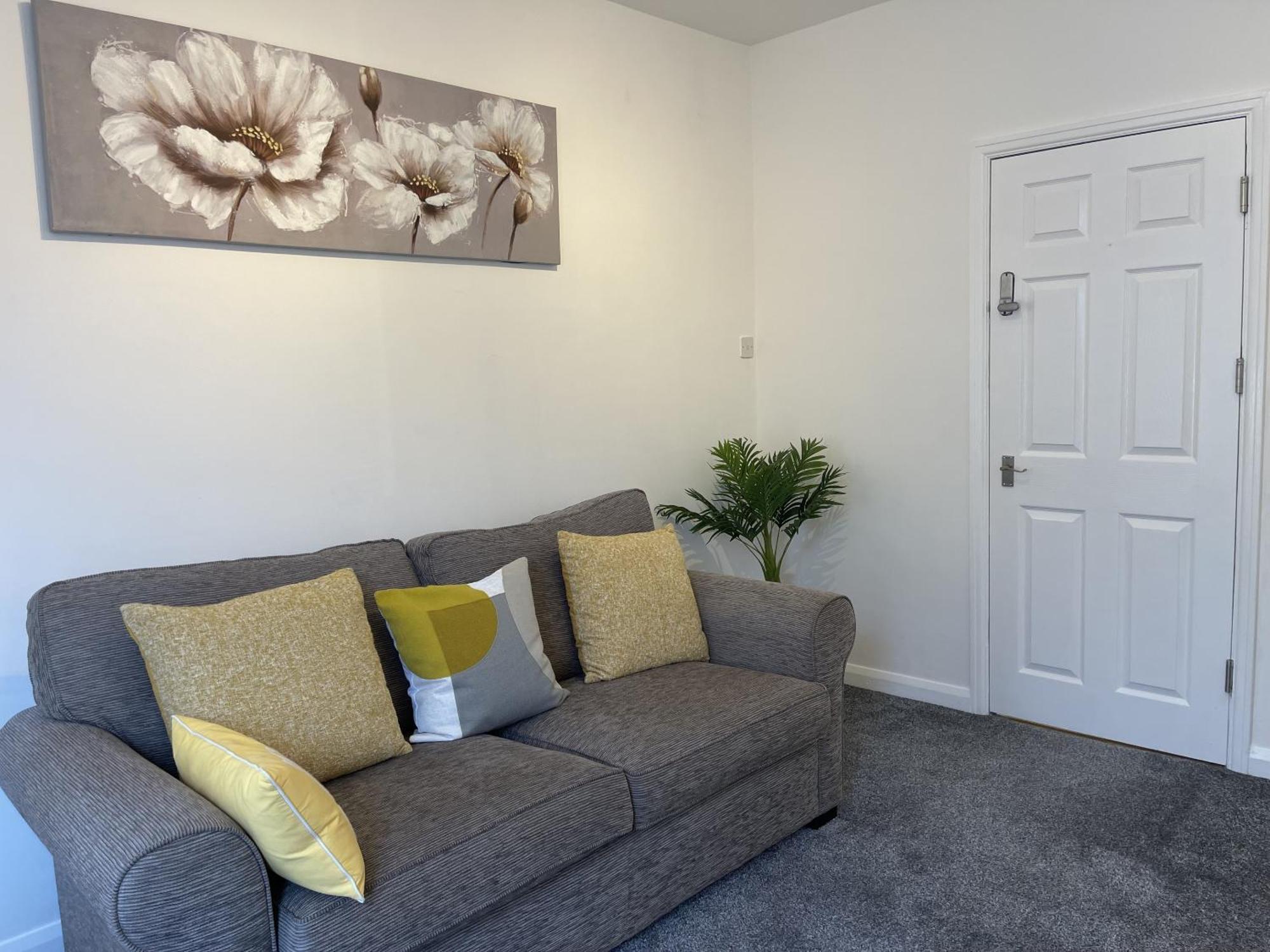 Robinhuts - 3 Bed Accommodation -Perfect For Contractors, Families & Students Kingston upon Hull Esterno foto